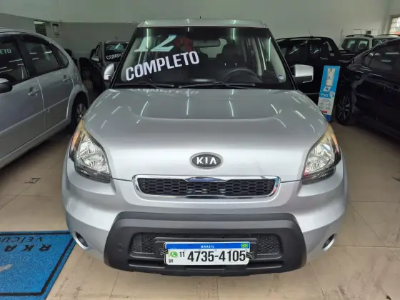 KIA SOUL 1.6 EX 16V FLEX 4P MANUAL KIA SOUL 1.6 EX 16V FLEX 4P MANUAL