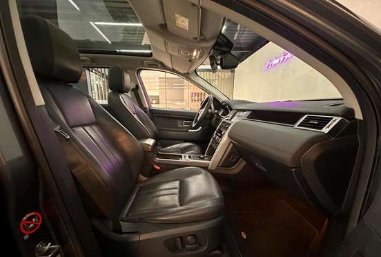LAND ROVER-DISCOVERY SPORT-2017
