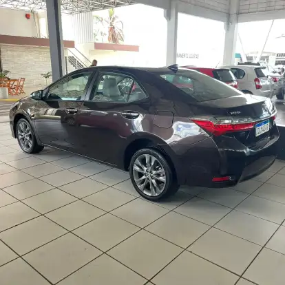 TOYOTA-COROLLA-2018