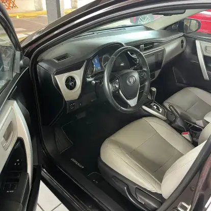 TOYOTA-COROLLA-2018