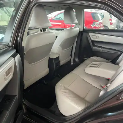 TOYOTA-COROLLA-2018