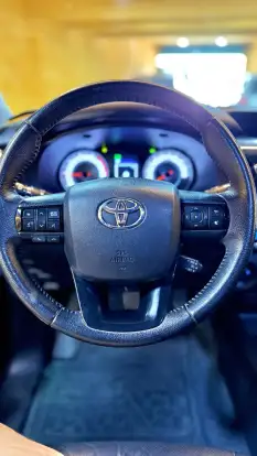 TOYOTA-HILUX-2019