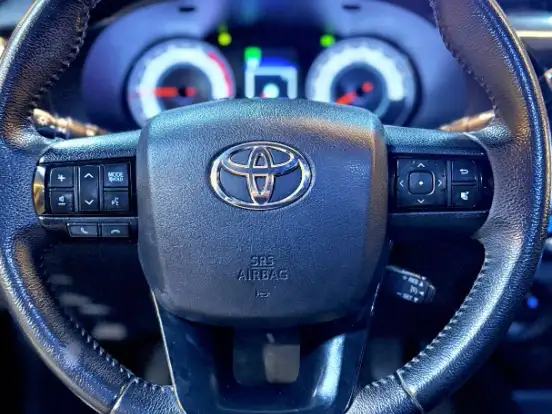 TOYOTA-HILUX-2.8 SRX 4X4 CD 16V DIESEL 4P AUTOMÁTICO TOYOTA-HILUX-2019