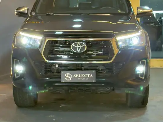 TOYOTA-HILUX-2.8 SRX 4X4 CD 16V DIESEL 4P AUTOMÁTICO TOYOTA-HILUX-2019