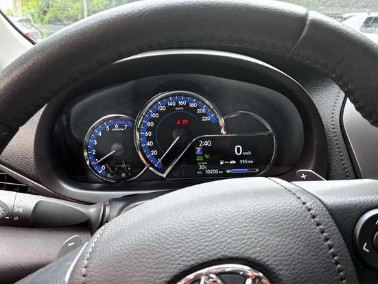 TOYOTA-YARIS-2024