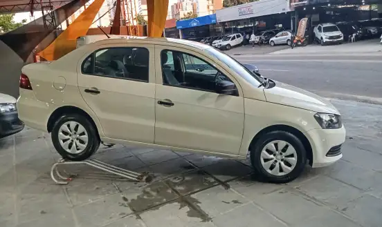 VOLKSWAGEN-VOYAGE-1.0 MI CITY 8V FLEX 4P MANUAL VOLKSWAGEN-VOYAGE-2015