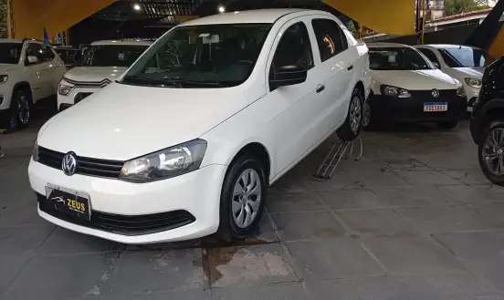 VOLKSWAGEN-VOYAGE-2015