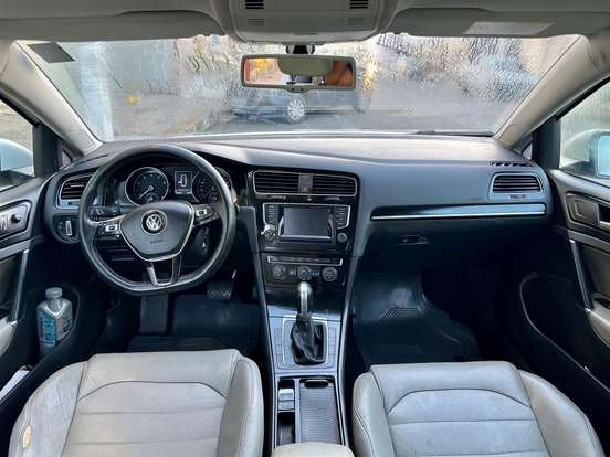 VOLKSWAGEN-GOLF-1.4 TSI HIGHLINE 16V GASOLINA 4P AUTOMÁTICO VOLKSWAGEN-GOLF-2014