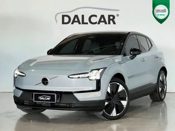 VOLVO EX30 69 KW ELÉTRICO ULTRA
