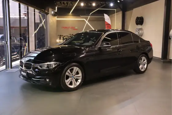 BMW 320i 2.0 SPORT 16V TURBO ACTIVE FLEX 4P AUTOMÁTICO BMW 320i 2.0 SPORT 16V TURBO ACTIVE FLEX 4P AUTOMÁTICO