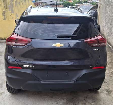 CHEVROLET-TRACKER-2024