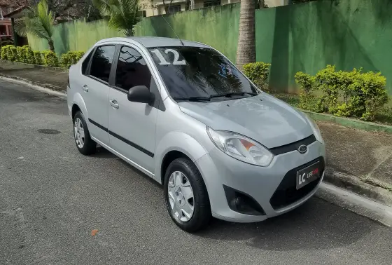 FORD FIESTA 1.6 MPI CLASS SEDAN 8V FLEX 4P MANUAL FORD FIESTA 1.6 MPI CLASS SEDAN 8V FLEX 4P MANUAL