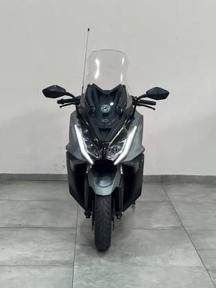KYMCO AK 550i 