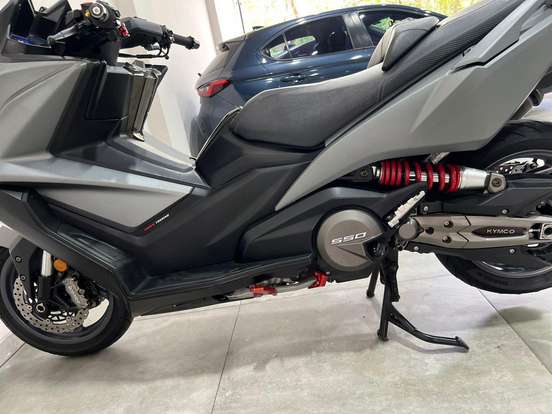 KYMCO-AK 550i-2021