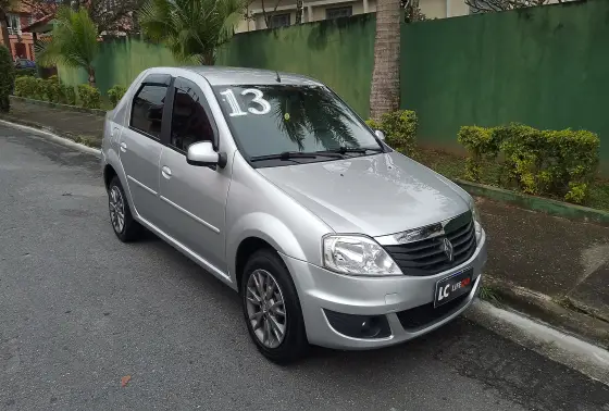RENAULT LOGAN 1.6 EXPRESSION 8V FLEX 4P MANUAL RENAULT LOGAN 1.6 EXPRESSION 8V FLEX 4P MANUAL