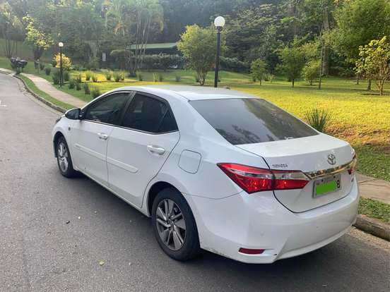 TOYOTA-COROLLA-1.8 GLI UPPER 16V FLEX 4P AUTOMÁTICO TOYOTA-COROLLA-2015