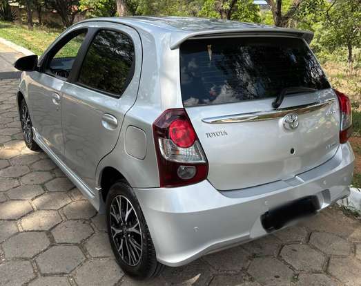 TOYOTA-ETIOS-1.5 PLATINUM 16V FLEX 4P AUTOMÁTICO TOYOTA-ETIOS-2016