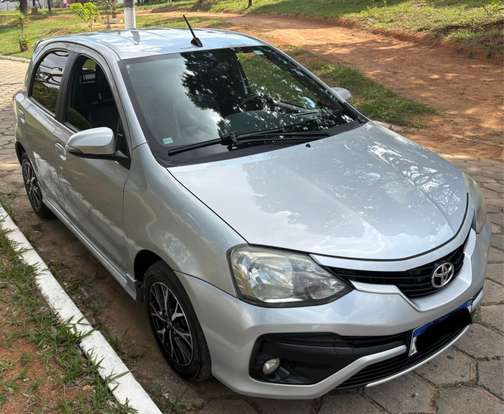 TOYOTA-ETIOS-2016
