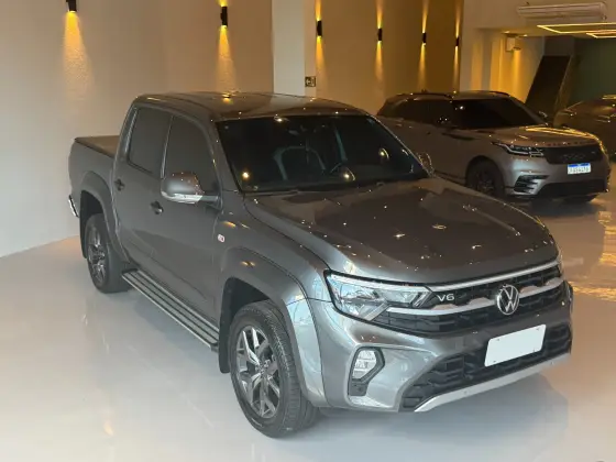 VOLKSWAGEN AMAROK 3.0 V6 TDI DIESEL HIGHLINE CD 4MOTION AUTOMÁTICO VOLKSWAGEN AMAROK 3.0 V6 TDI DIESEL HIGHLINE CD 4MOTION AUTOMÁTICO