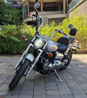 YAMAHA-DRAG STAR 650-2004