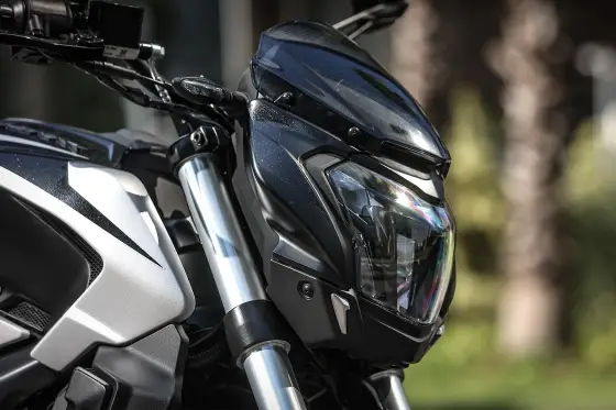 BAJAJ DOMINAR 250 BAJAJ DOMINAR 250