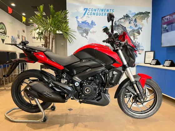 BAJAJ DOMINAR 400 