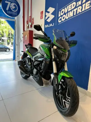 BAJAJ DOMINAR 400 