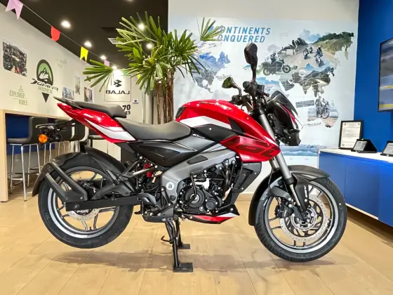 BAJAJ DOMINAR NS160 BAJAJ DOMINAR NS160