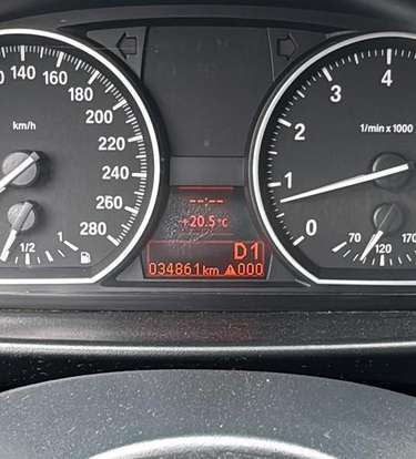 BMW-135i-2010