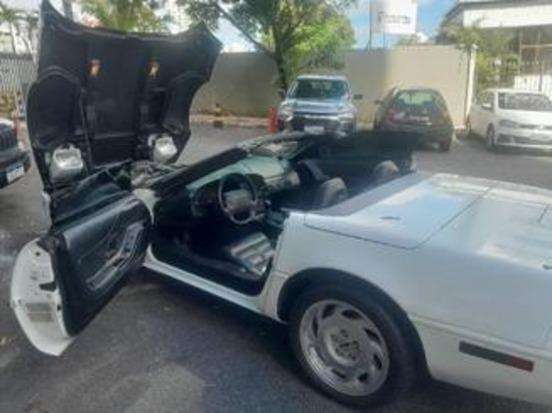 CHEVROLET-CORVETTE-1995