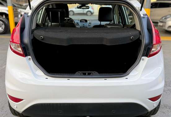 FORD-FIESTA-2013