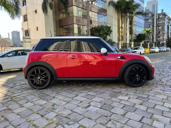 MINI-COOPER-2011