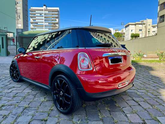 MINI-COOPER-2011