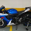 SUZUKI GSX-R750 SUZUKI GSX-R750