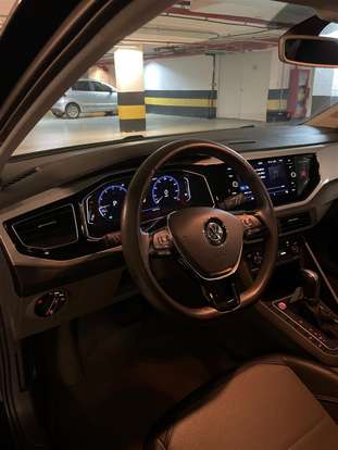 VOLKSWAGEN-POLO-2018