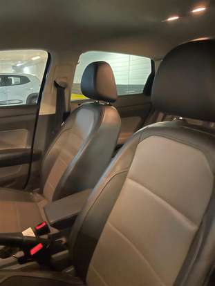VOLKSWAGEN-POLO-2018