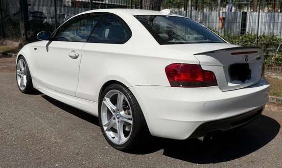 BMW-135i-2009
