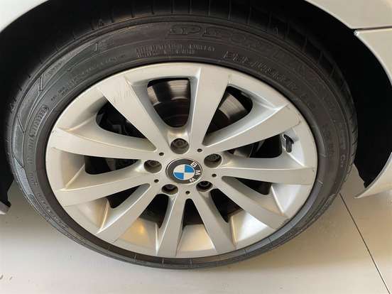 BMW-320i-2.0 16V GASOLINA 4P AUTOMÁTICO BMW-320i-2010