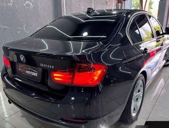 BMW-320i-2014