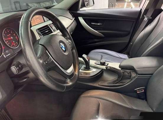 BMW-320i-2014
