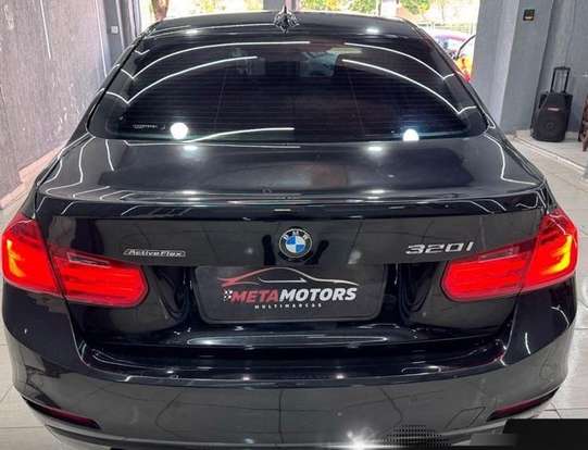 BMW-320i-2014