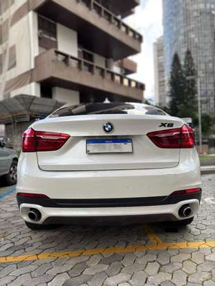BMW-X6-2015