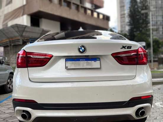 BMW-X6-3.0 35I 4X4 COUPÉ 6 CILINDROS 24V GASOLINA 4P AUTOMÁTICO BMW-X6-2015