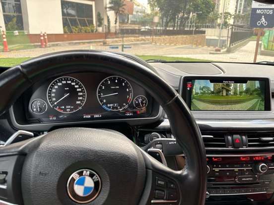 BMW-X6-2015