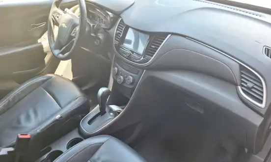 CHEVROLET-TRACKER-2018