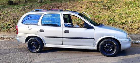 CHEVROLET-CORSA-2001