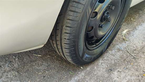 CHEVROLET-CORSA-2001