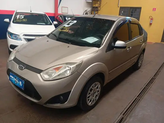 FORD FIESTA 1.6 MPI SEDAN 8V FLEX 4P MANUAL FORD FIESTA 1.6 MPI SEDAN 8V FLEX 4P MANUAL