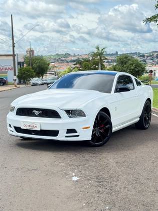 FORD MUSTANG 3.7 V6 GASOLINA AUTOMÁTICO