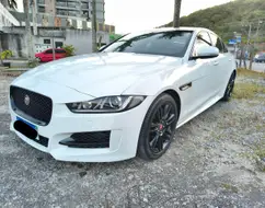 JAGUAR XE 2.0 16V INGENIUM P250 GASOLINA R-SPORT 4P AUTOMÁTICO JAGUAR XE 2.0 16V INGENIUM P250 GASOLINA R-SPORT 4P AUTOMÁTICO